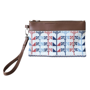 Tatreez Flower Clutch - Bayyāra